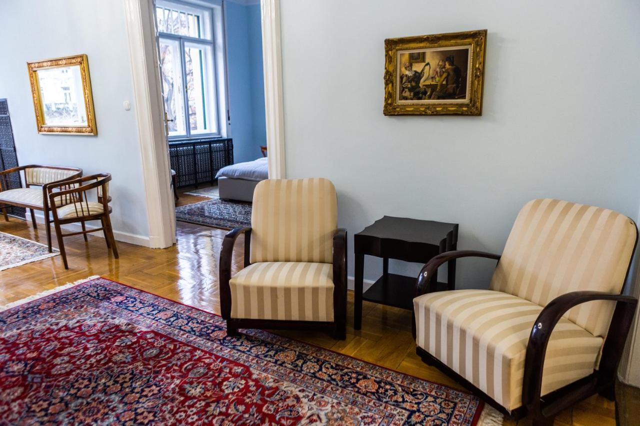 Luxury Downtown 3 Bedroom Apartment By Synagoge With Beautiful View Budapesta Exterior foto