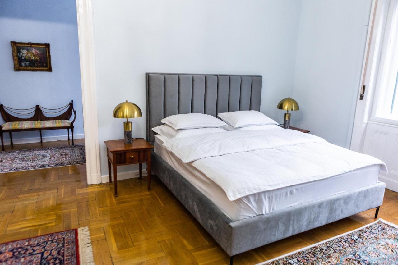 Luxury Downtown 3 Bedroom Apartment By Synagoge With Beautiful View Budapesta Exterior foto