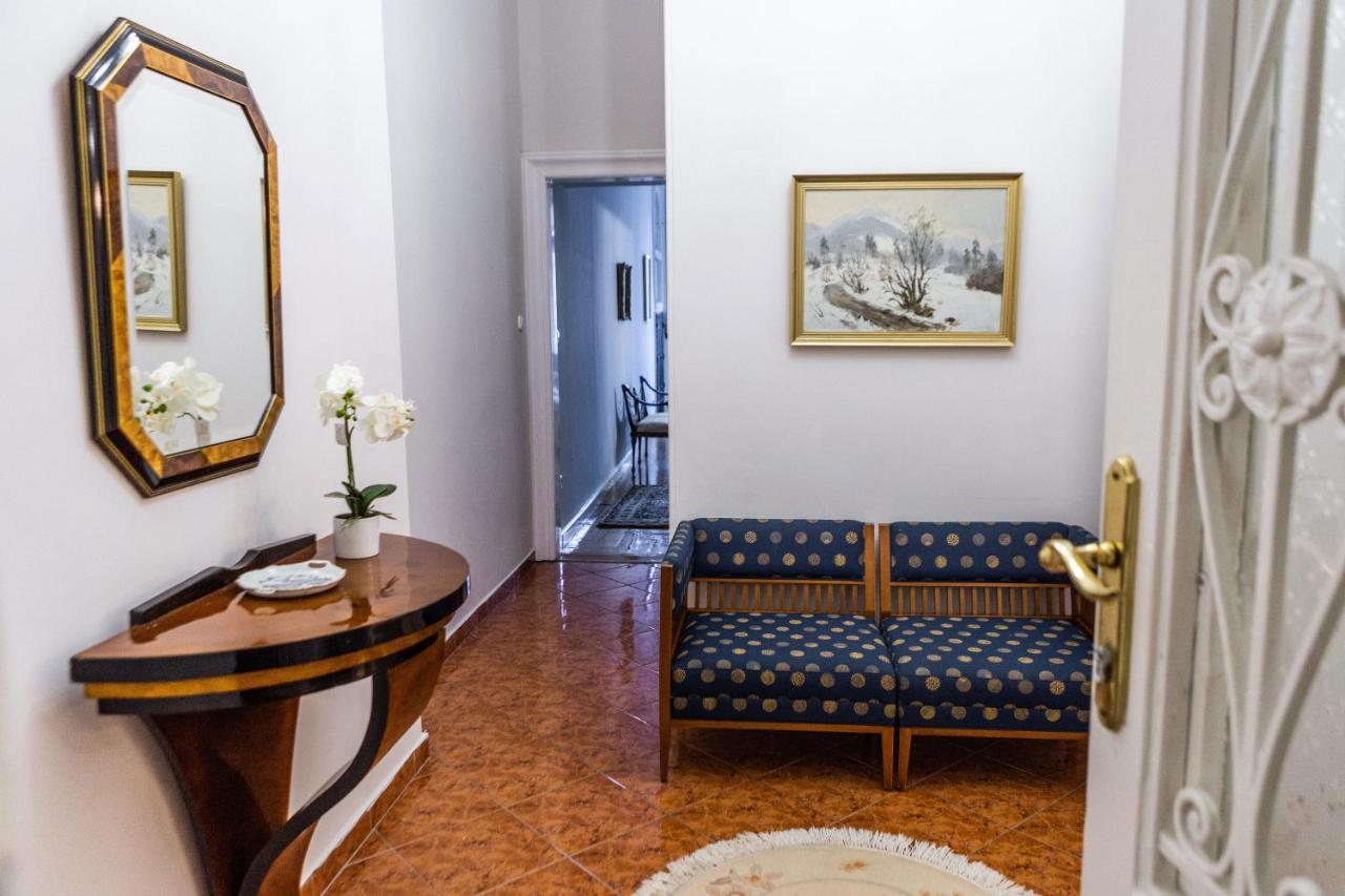 Luxury Downtown 3 Bedroom Apartment By Synagoge With Beautiful View Budapesta Exterior foto
