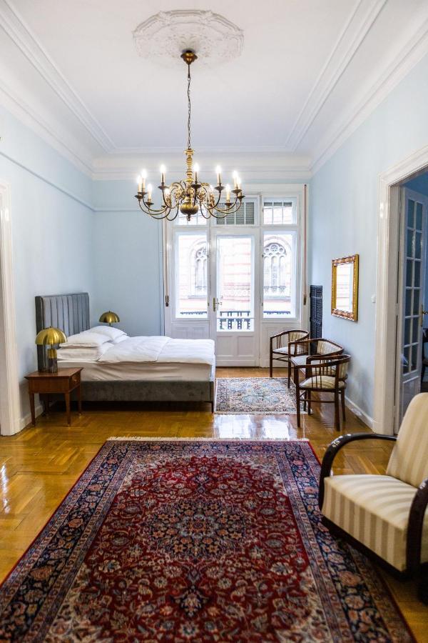 Luxury Downtown 3 Bedroom Apartment By Synagoge With Beautiful View Budapesta Exterior foto